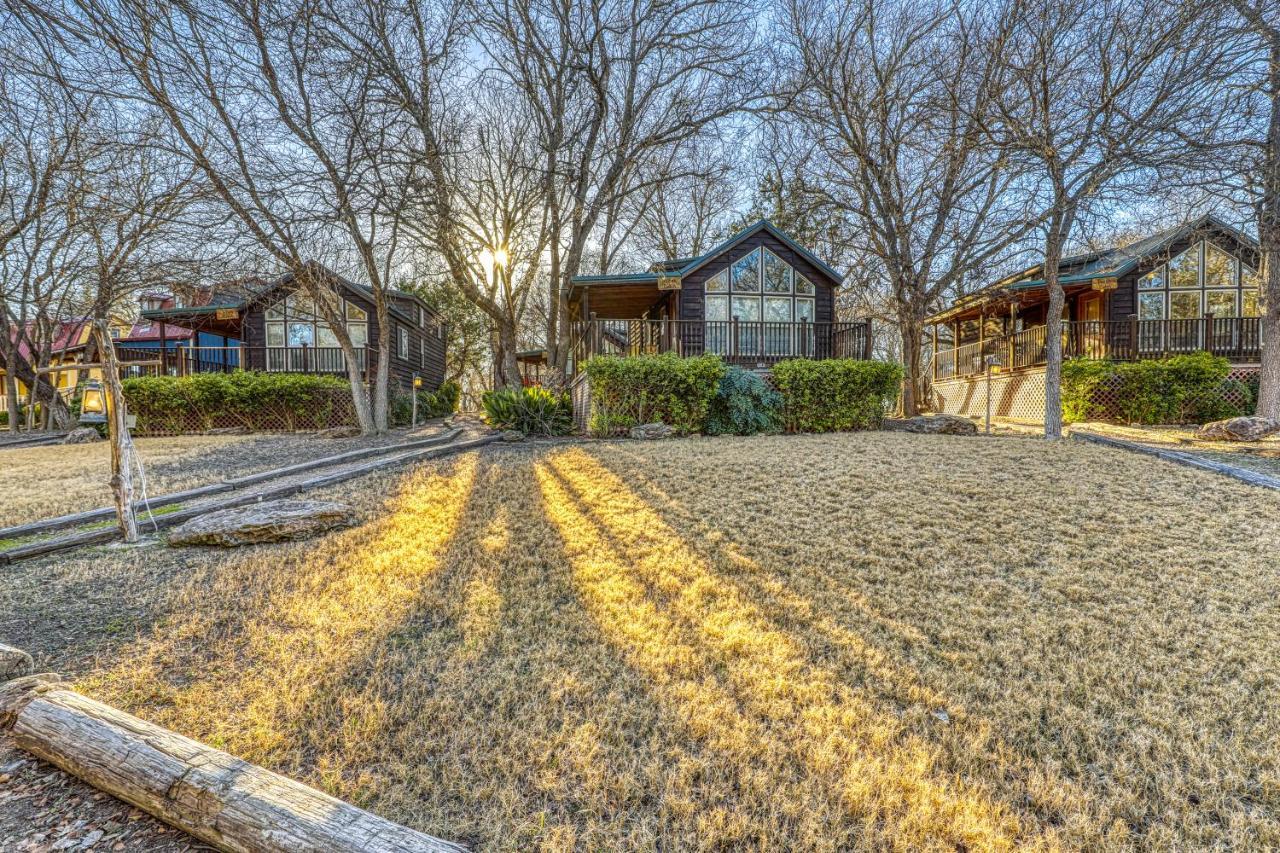 The Pecan @ Mendelbaum Winery Guest Cabins Villa Fredericksburg Eksteriør billede