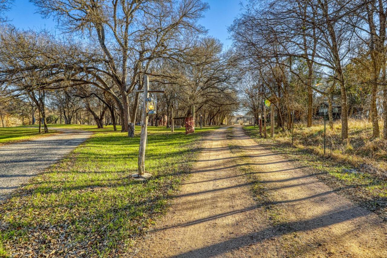 The Pecan @ Mendelbaum Winery Guest Cabins Villa Fredericksburg Eksteriør billede