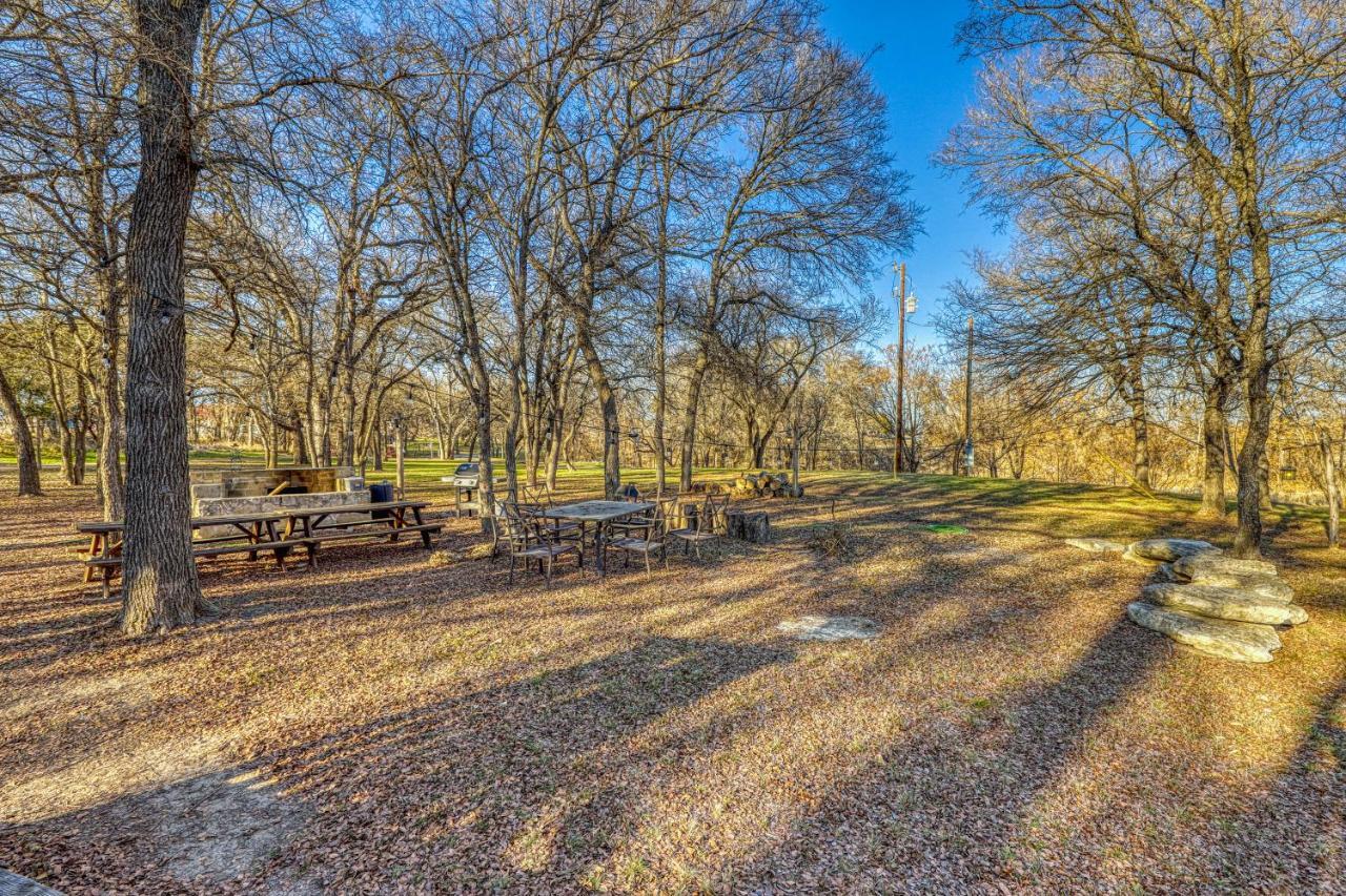 The Pecan @ Mendelbaum Winery Guest Cabins Villa Fredericksburg Eksteriør billede